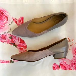 Naturalizer "Betty" Gray Low Heeled Shoes - Size 8.5